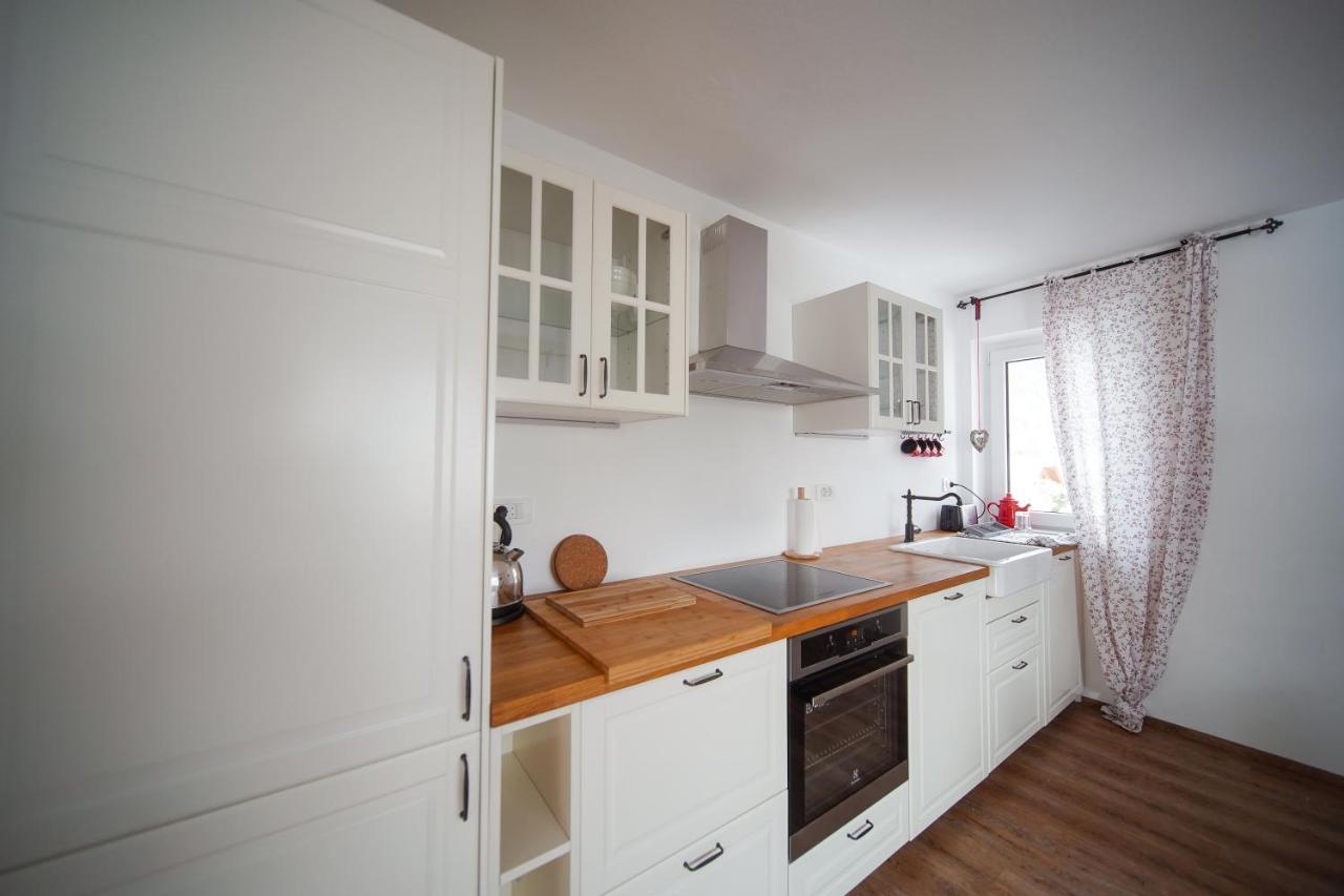 Cozy Nest In The Heart Of Kranjska Gora Apartment Екстериор снимка