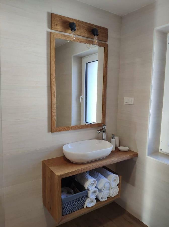 Cozy Nest In The Heart Of Kranjska Gora Apartment Екстериор снимка